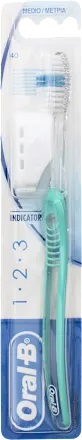 ORALB 123 INDICATOR SPAZZOLINO MANUALE SETOLE 35 MEDIE - Farmacia Rossi2 - Farmacia Rossi 