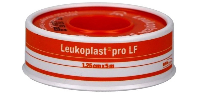 CEROTTO CHIRURGICO MEDICATO IN ROCCHETTO LEUKOPLAST PRO LF CON OSSIDO DI ZINCO 1,25X500 CM - Farmacia Rossi2 - Farmacia Rossi 