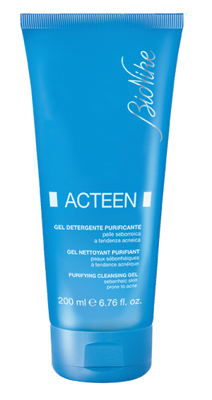AKNET GEL DETERGENTE PURIFICANTE 200 ML - Farmacia Rossi2 - Farmacia Rossi 
