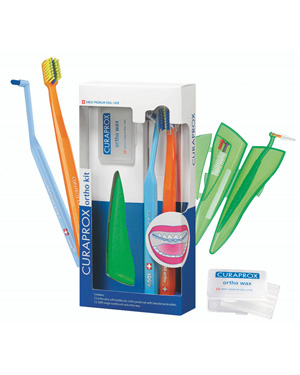 CURAPROX ORTHO KIT 1 SET COMPOSTO DA CS 5460 ORTHO+CS 1009 SINGLE+CPS ORTHO POCKET SET+ORTHO WAX - Farmacia Rossi2 - Farmacia Rossi 