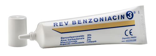 REV BENZONIACIN 3 CREMA 30 ML - Farmacia Rossi2 - Farmacia Rossi 