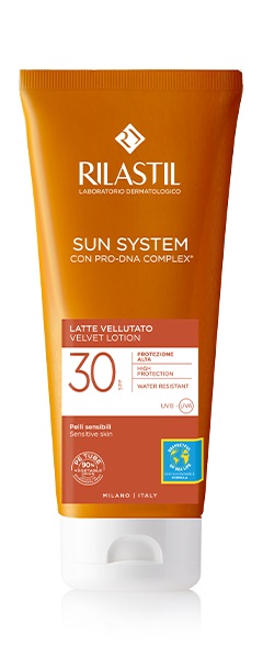 RILASTIL SUN SYSTEM PHOTO PROTECTION TERAPY LATTE VELLUTANTE SPF 30 200 ML - Farmacia Rossi2 - Farmacia Rossi 